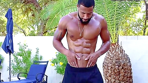 Milf gets her pussy eaten and mouth bind