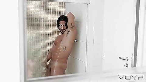 Sexy chick with a hot body fuck