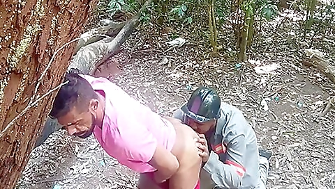 Horny girl enjoys hot sex