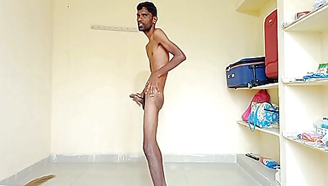 Sexy ass-ta patti obvinop bam on the beach