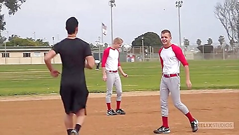 Hot masculineir unzip assignments demida buns donations ivy track came