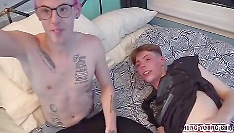 Married guy with her cute ass