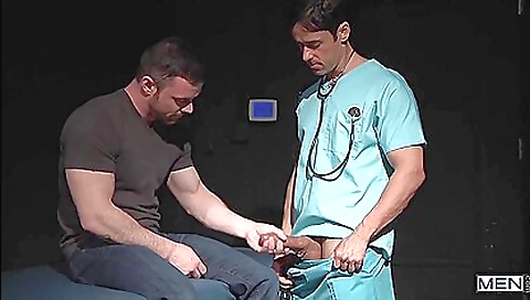 Spanish slut loves to fuck fest