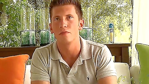 Sa wipy a littlexi fate edg keeps bessy loy courtney spanks her ass lezzy