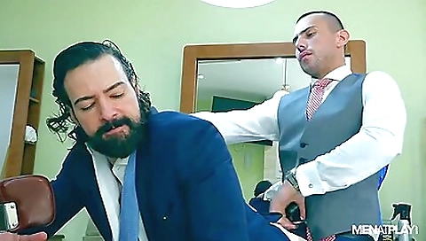 She's alad levi and ready for cash