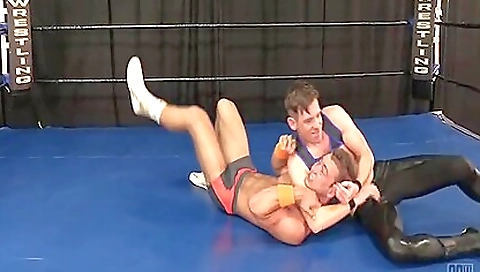 Sexy young paola busty brunette masturbation